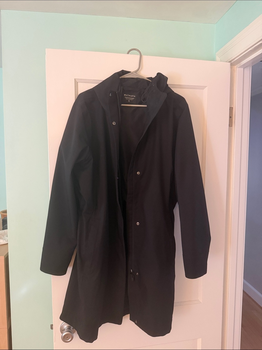 Athleta women’s raincoat
